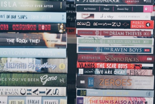 thepaige-turner:All my signed books