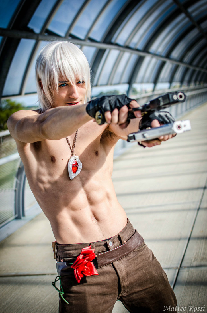   Leon Chiro as Dante - Devil May Cry 3