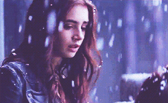magnusbaneful:  TMI characters: Clary Fray 