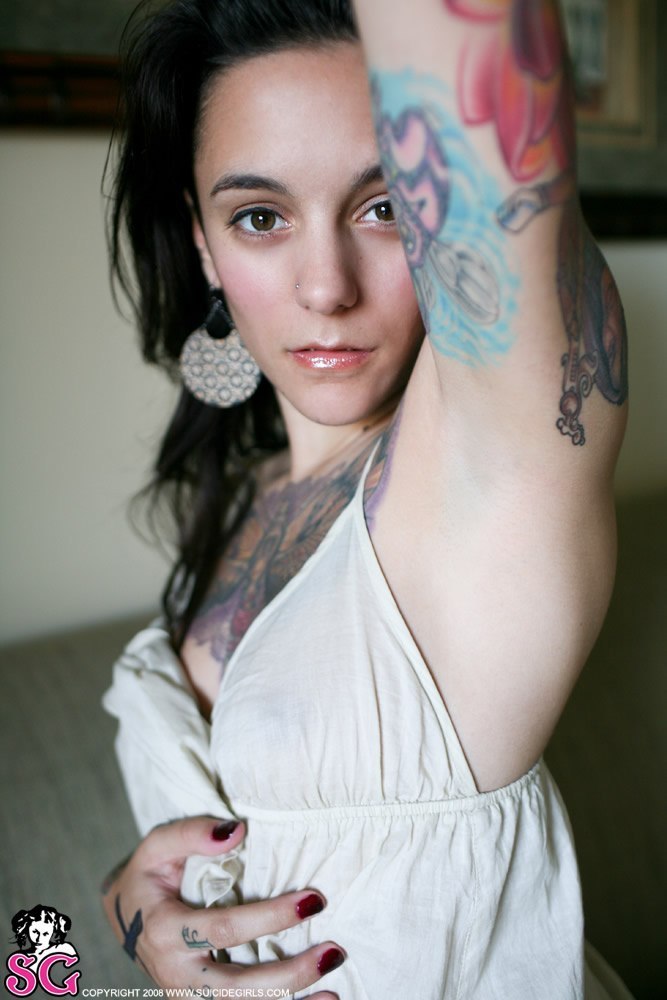 sglovexxx:  James Suicide