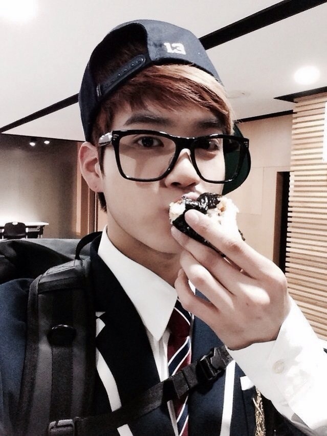 kchillvibes:  [+] hes the one i want [+]