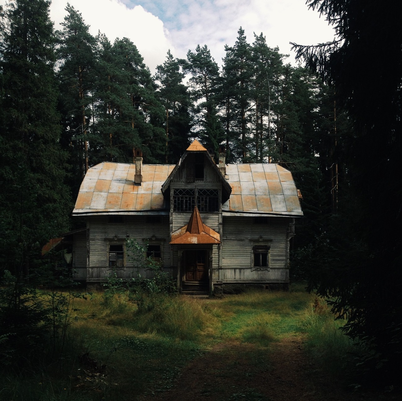 danielodowd:  http://andrewellen.vsco.co/