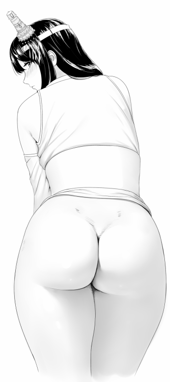 lvltheperv:  Last thing to share for the night. I’ve been trying to figure out the “dense & heavy booty” feel. So I chose the booty of the battleship girl that I just got to the Second Refit.She was my Combined Fleet flagship during my Spring