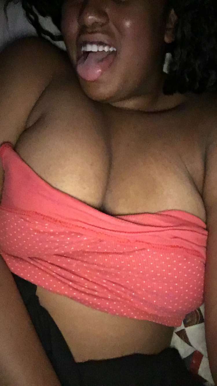 seenude:  Big tiities Tuesday 🔥🔥🔥