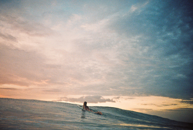 sea-farer:  paddling out by joshsoskin on Flickr. 