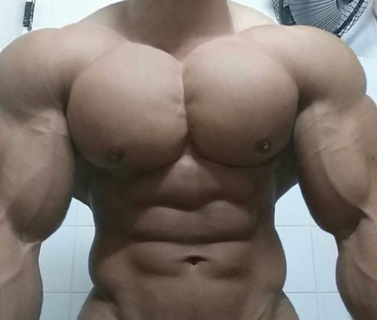 Muscle Man Massive Porn