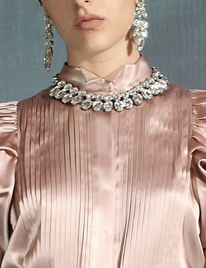 glowdetails:details @ luisa beccaria pre fall 19