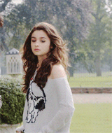 gulcharray:    favorite character wardrobes ↳ alia arora (shaandaar, 2015)    