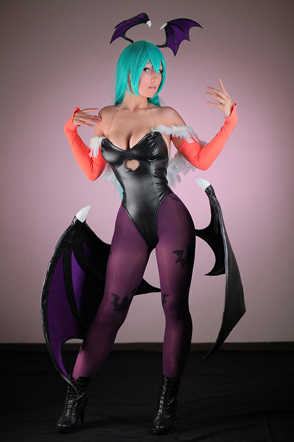 oppaiokudasai:  Character: Morrigan Aensland Cosplayer: Dalin Cosplay || FB || DA