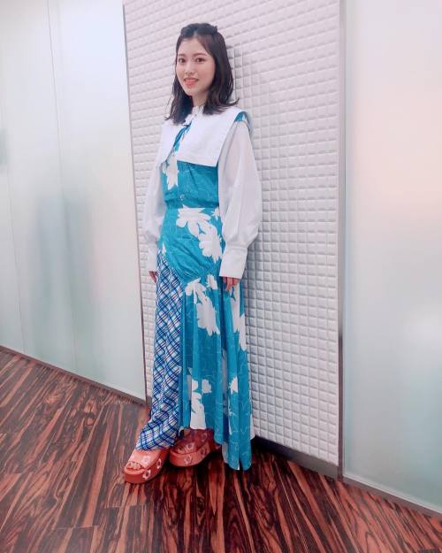 gazouno-chozouha-jubunka:石原夏織このお洋服とヘアメイクお気に入り