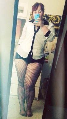 kinkykitfox:  I felt like dressing up tonight