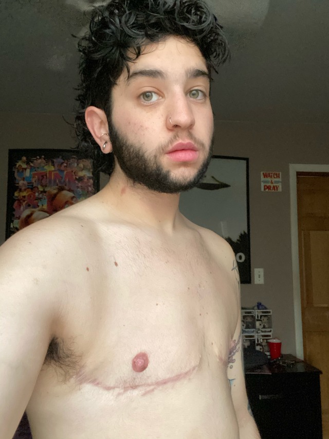 flat chest | Tumblr flat chest | Tumblr