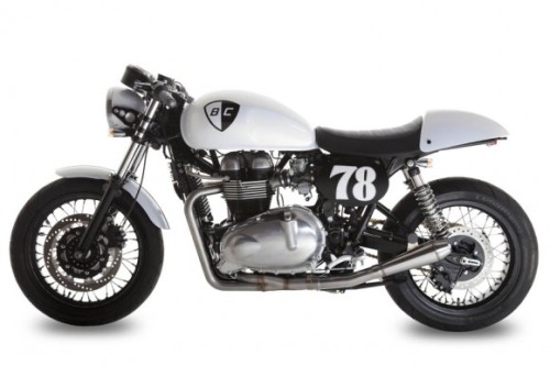 caferacerdreams:  Triumph Thruxton: British Customs Cafe Racer Deux http://www.british-customs.com/triumph-motorcycle-blog/2014/01/triumph-thruxton-cafe-racer-duex-by-british-customs/