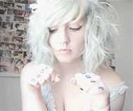 collaredkittykat:  bunnychanxoxo:  I’m getting on MFC, you babes~~ *^___^*  She’s so cute I can’t take it. ;-;