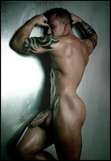 thegaysideofbi:  jockdays:  http://jockdays.tumblr.com/ I follow back all gay porn blogs ;)   Thegaysideofbi: Identity unknown