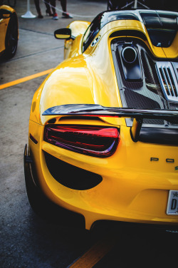 themanliness:  Porsche 918 Spyder | Source | Era | Facebook 