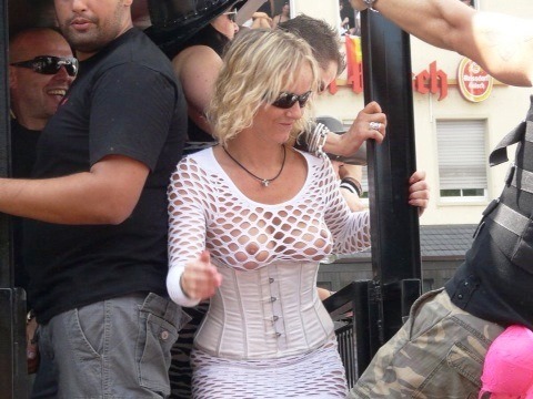 I hate bras!