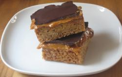 fullcravings:  Chocolate Caramel Flapjacks