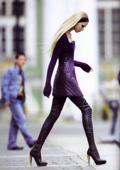 Tanya Dziahileva by David Vasiljevic for Muse #10 Winter 2007