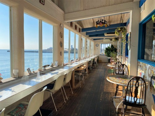 Seaside Cafes in Kobe by Visit KobeI remember passing through Hyogo Prefecture from Kyoto to Himeji 