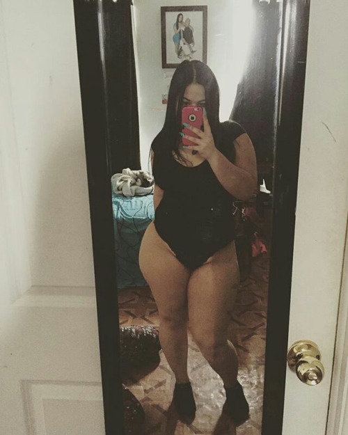 sexyarabi9987:Enjoy thickness