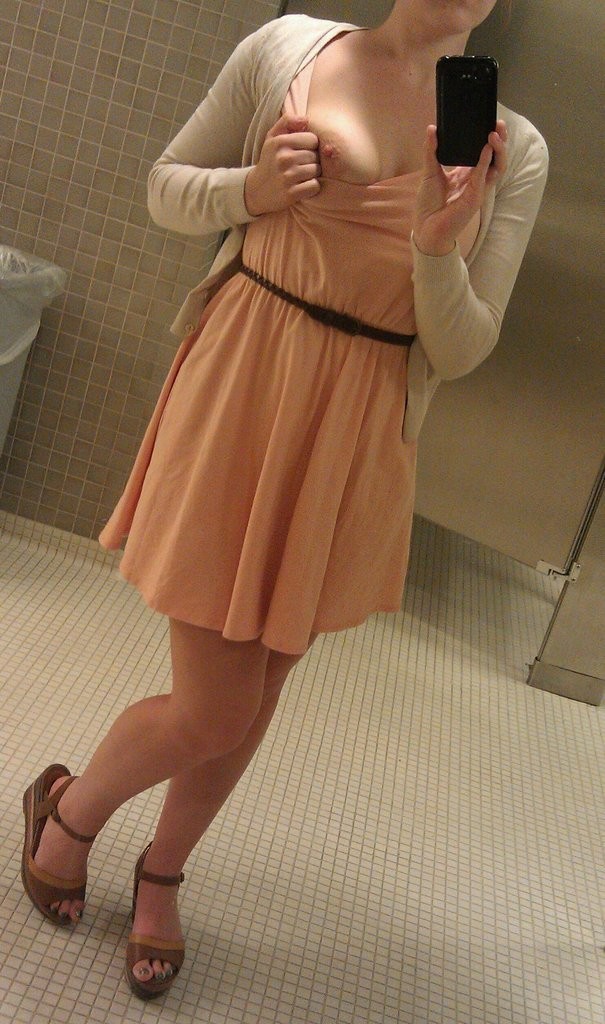 lovetheworkplace:  Quick Flash