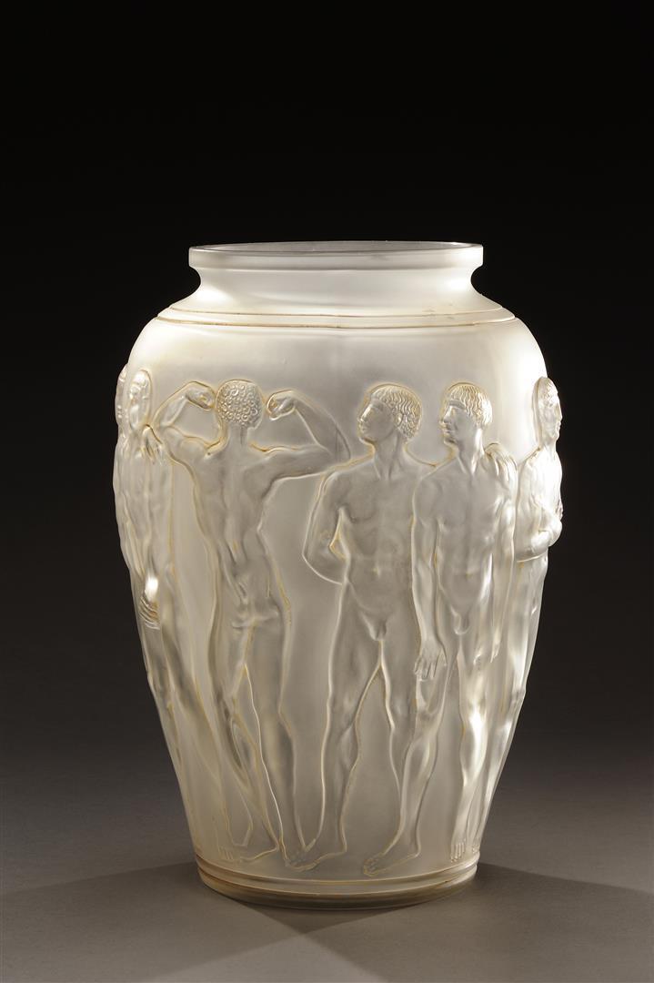 liam-caedmon:  iafeh:  René Lalique - Palestre /Palaestra -  1928  I’d love to