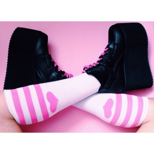 jorjapins:✨💘Good Morning Babes💘✨ #inmypinkworld #yru #Qozmo #DollsKill