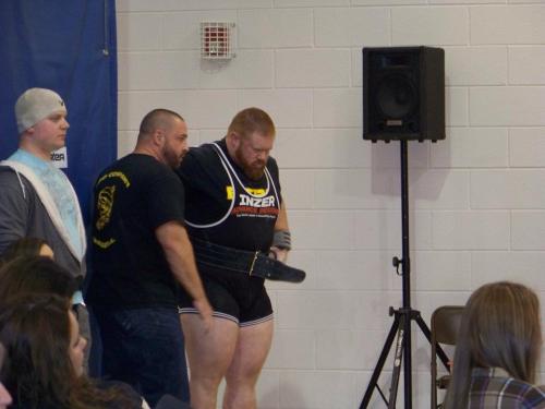 thebigbearcave:  Yes, his thighs are indeed ridiculous….. so is so much else on him