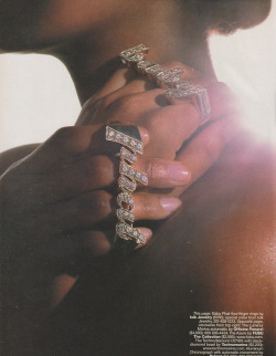 surra-de-bunda: Baby Phat four-finger rings