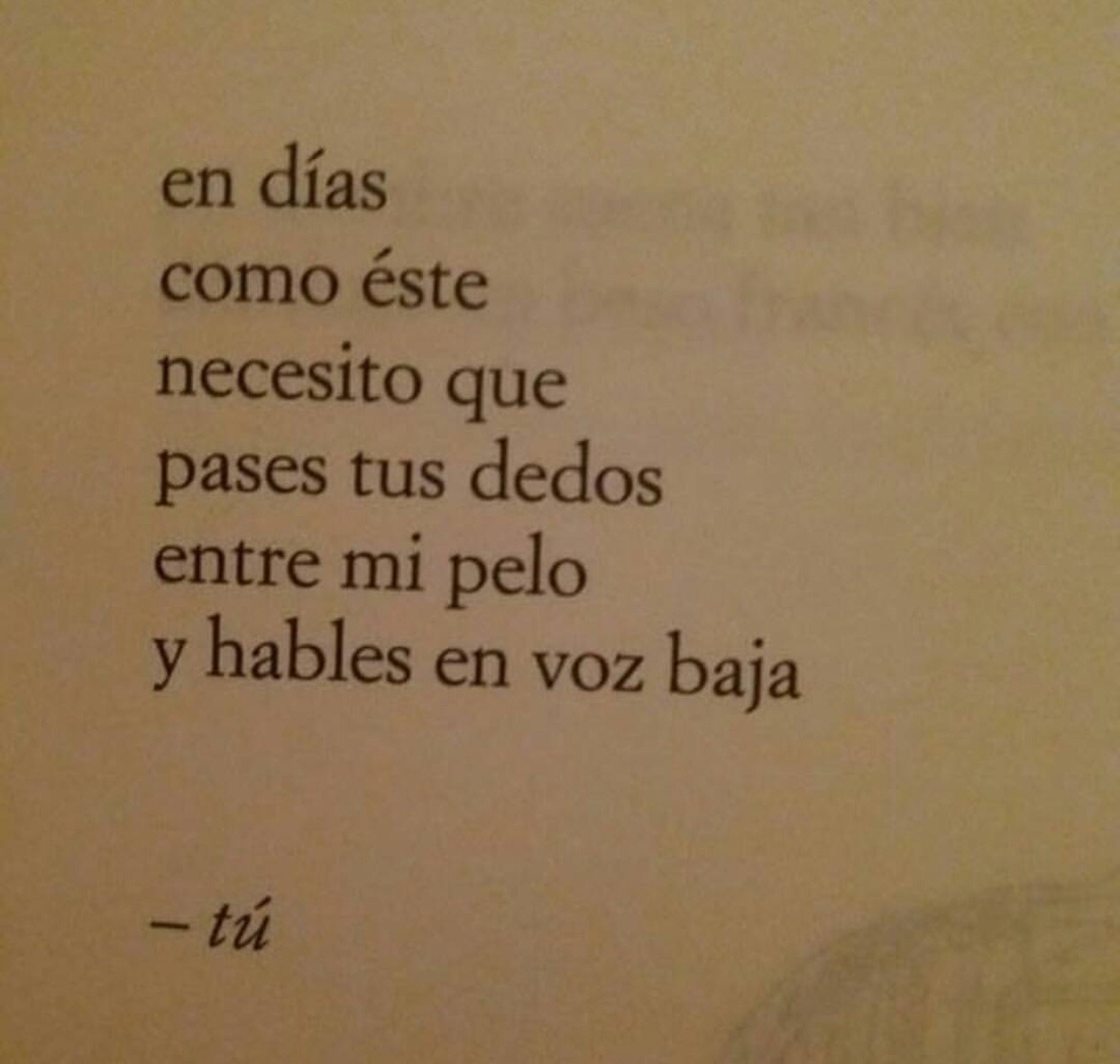 joanitabebe:  des-preocupate:Tú  como siempre lo hacías…