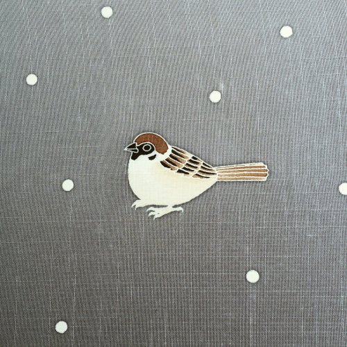 Sparrows under the snow, very delicate yuzen design by @javasparrow9