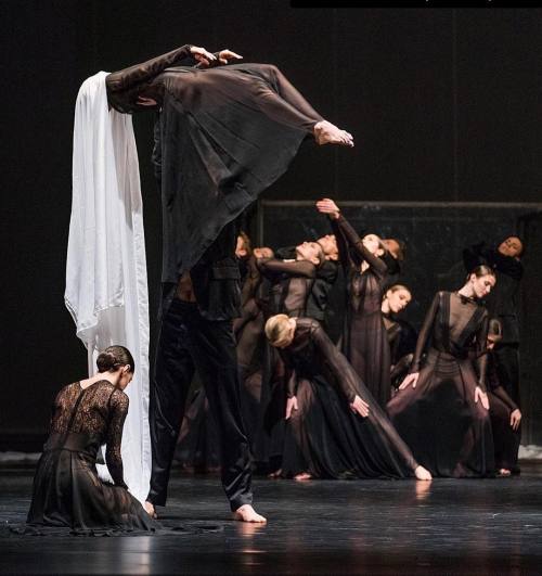 nocturnaliterations:Pina Bausch - Orpheus and Eurydice - Paris Opera Ballet 2018