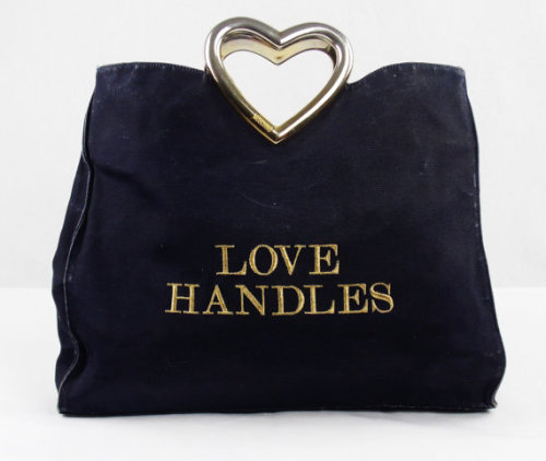 thegolddig:Vintage 1990s Moschino “Love Handles” Tote(more information, more gold)