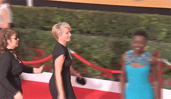 forever-river-song:  Emma Thompson photobombs Lupita Nyong’o at the SAG Awards