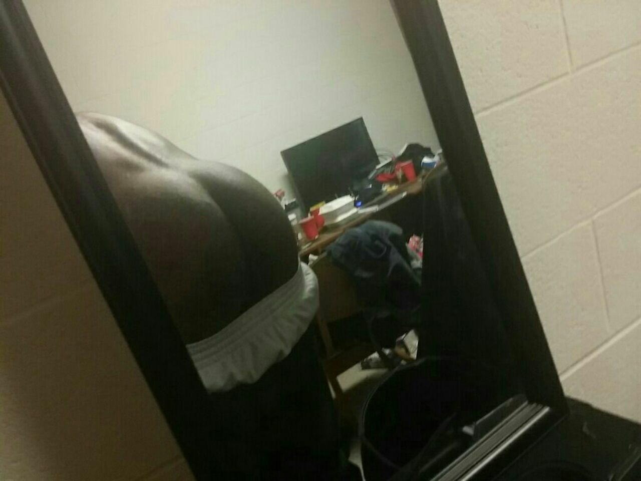 blackmeet3:  Summisions  from  one of my  followers check  out his tumbler blackcockwhitelover….kik