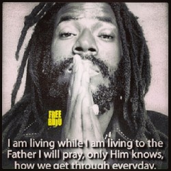 Free Buju Banton! #buju #jarasta #jah #jahbless #jamaica #Jamaican #roots #singer #musician #music #religion #reggae #reggaemusic #harmony #peace #lovegod #god #free #freedom #freespirit