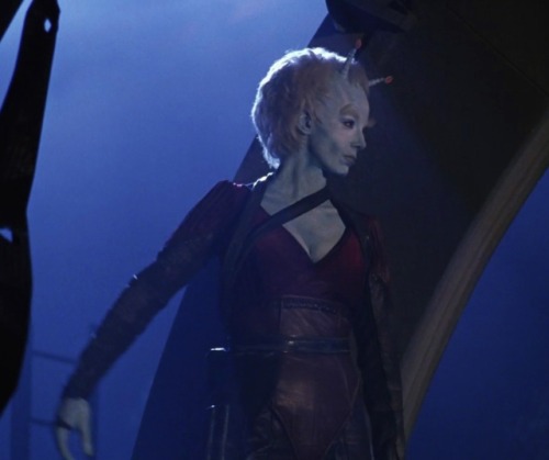 corpse-of-bandersnatch:Suzie Plakson as…Vulcan Doctor Selar (TNG),Half-Klingon K’Ehleyr (TNG),Q (Voy