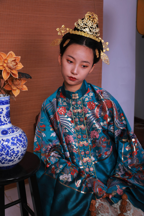 Traditional chinese hanfu in Ming Dynasty style by 南樾织造