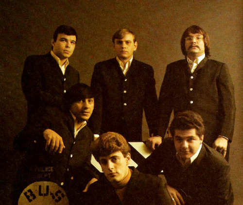 lindamccartneysphotography:Tommy James and The Shondells, New York© Linda McCartney | Scanned by lin