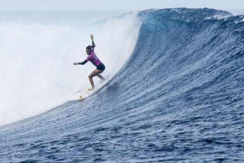 http://surfandbefree.tumblr.comSo proud of this girl! Sally Fitzgibbons, your 2015 Fiji Pro Champion