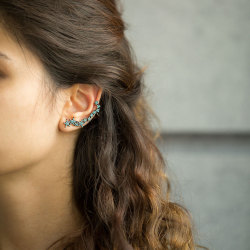 sosuperawesome:  Cuff earrings by ETHEIA