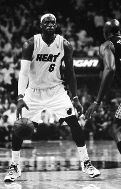 whitehot-heat:  27 Points, 9 Rebounds