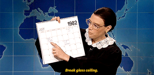 mini-wrants:holdingontoyoufordearlife:Do you wanna see my calendar from July 1982?Saturday Night Liv
