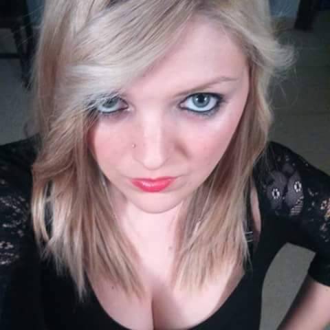 realitybabesexposed:  Diana from Romanía: this little whore wants to be famous…Let’s