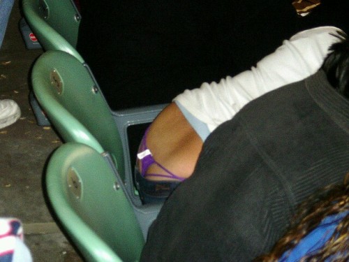 mex-perv:  Whale tail