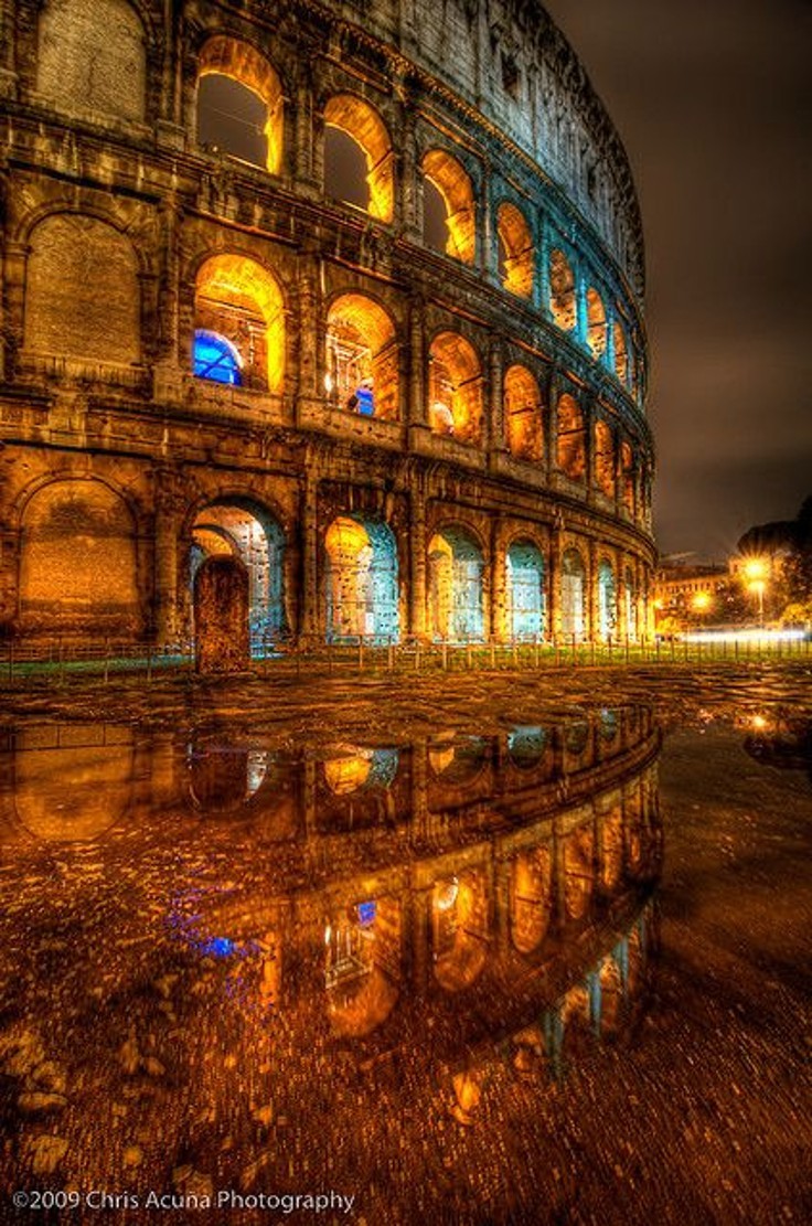 fine-enjoying:  best-things:    Evening photo of The Colosseum In Rome, Italy   