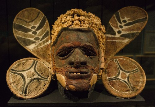 Wooden dance mask from Papua New Guinea. Now in the Museum of Ethnography, Stockholm. Photo credit: 