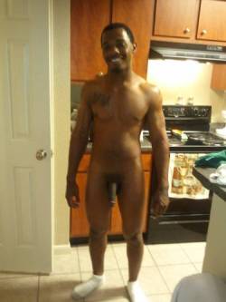 nudeselfshots-blackmen.tumblr.com post 89950818558