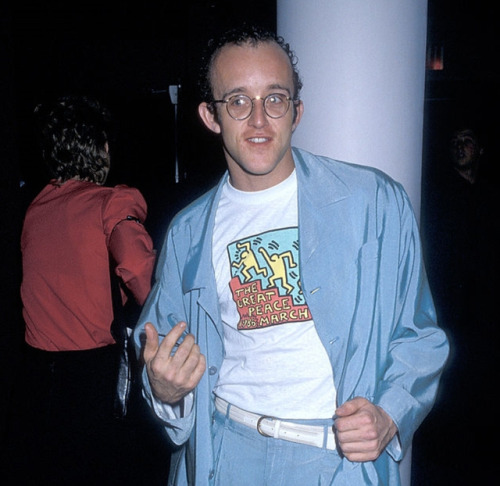 twixnmix:Artist Keith Haring attends the PRO-Peace Benefit to Raise Funds for the Great Peace March 